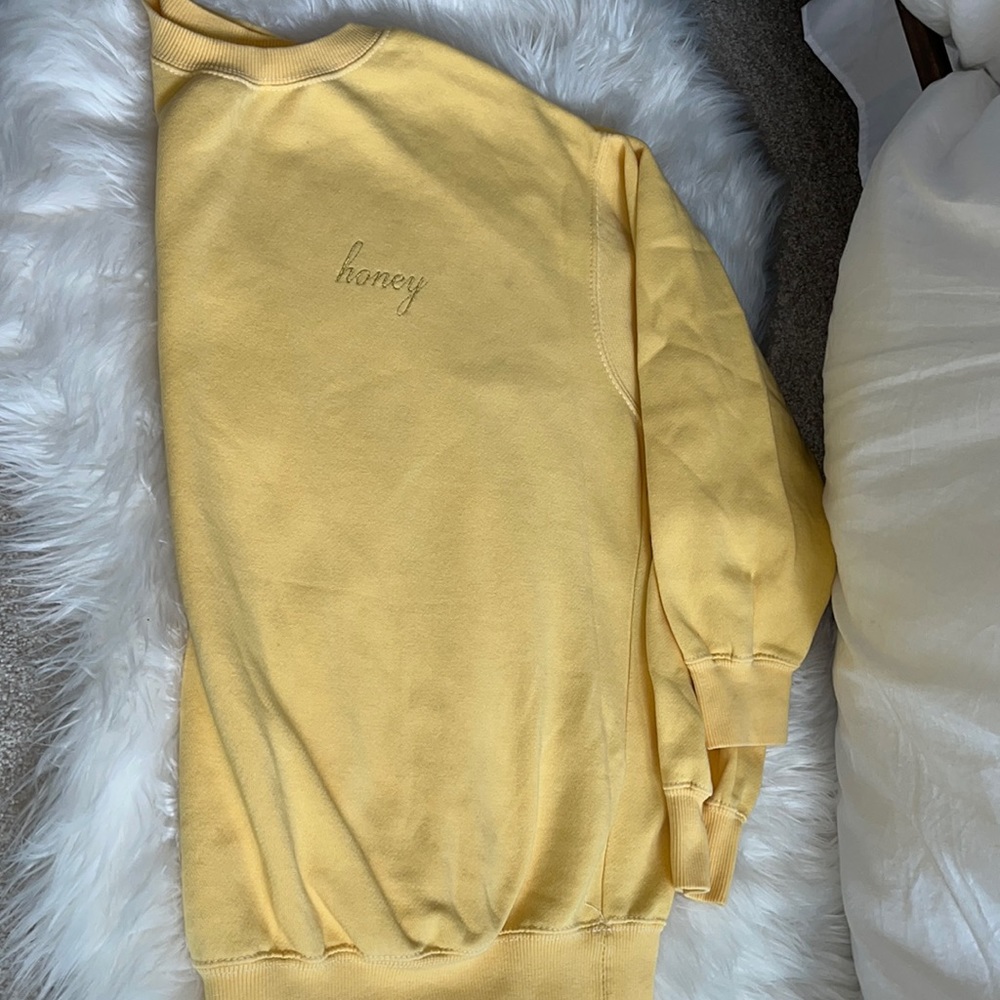Brandy Melville Yellow Honey Hoodie size: M